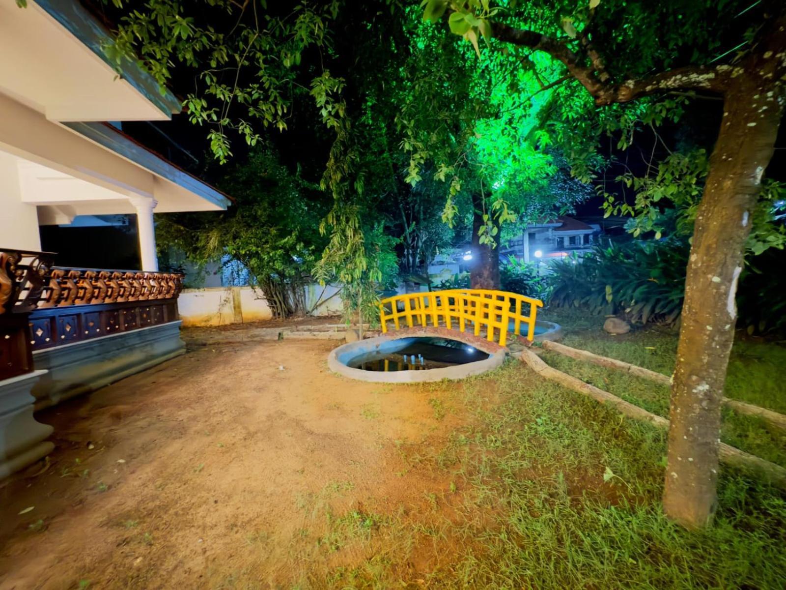 Dream Palace Alappuzha Exterior foto